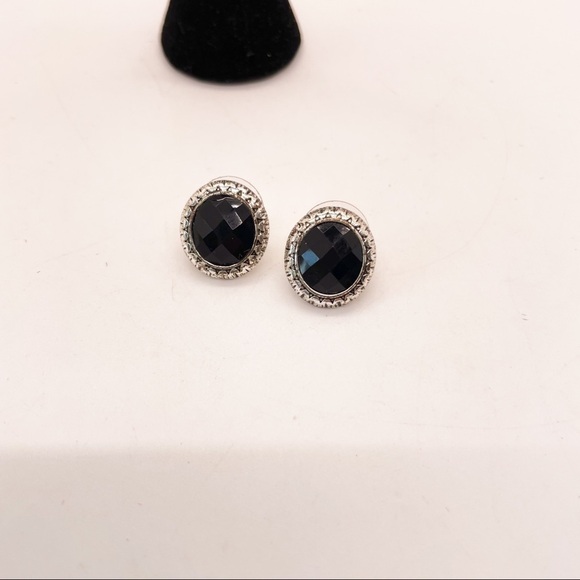 Simple Silver Scroll Design Earrings with Black Beaded Cabochon - Picture 1 of 5